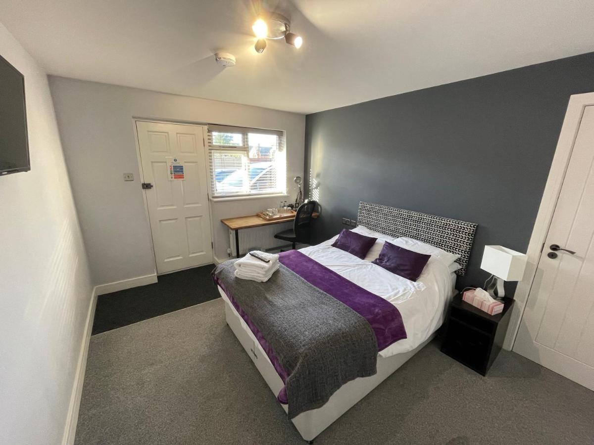 Arlan House, Central Basingstoke Hotel Екстериор снимка