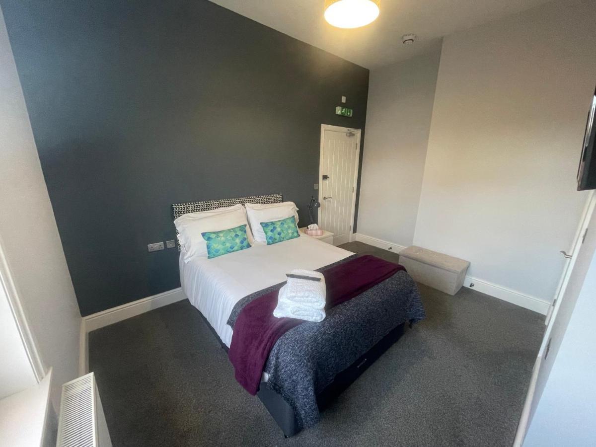 Arlan House, Central Basingstoke Hotel Екстериор снимка