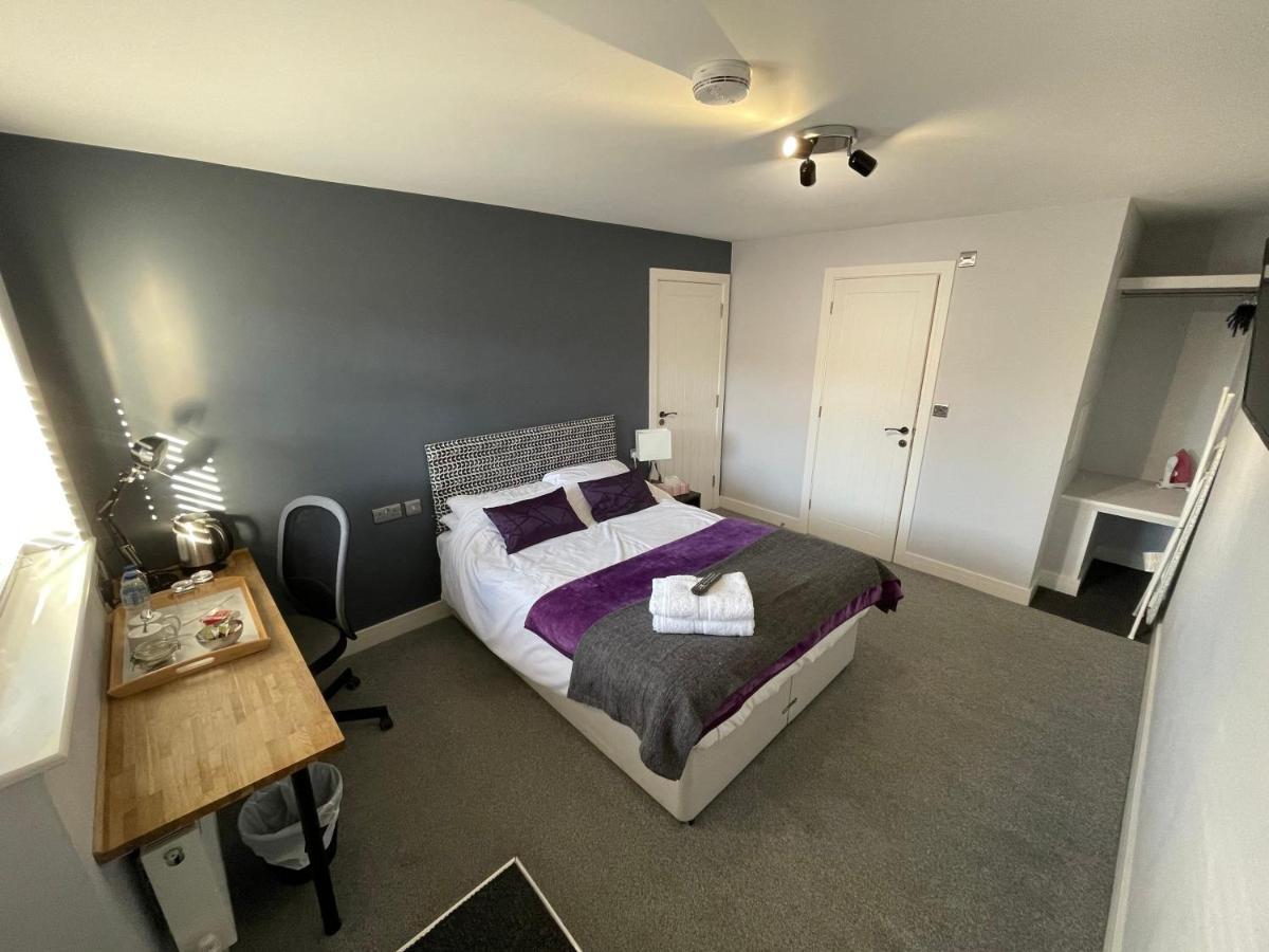 Arlan House, Central Basingstoke Hotel Екстериор снимка
