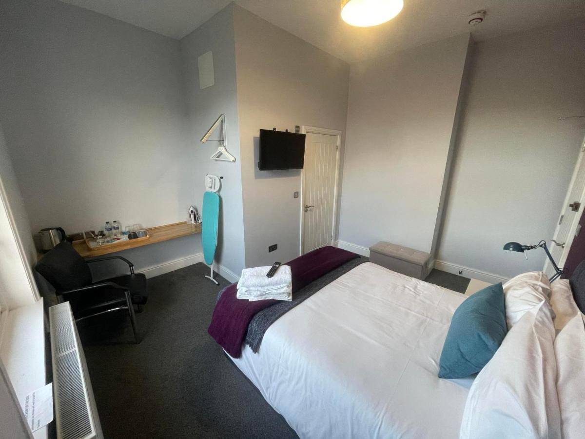 Arlan House, Central Basingstoke Hotel Екстериор снимка