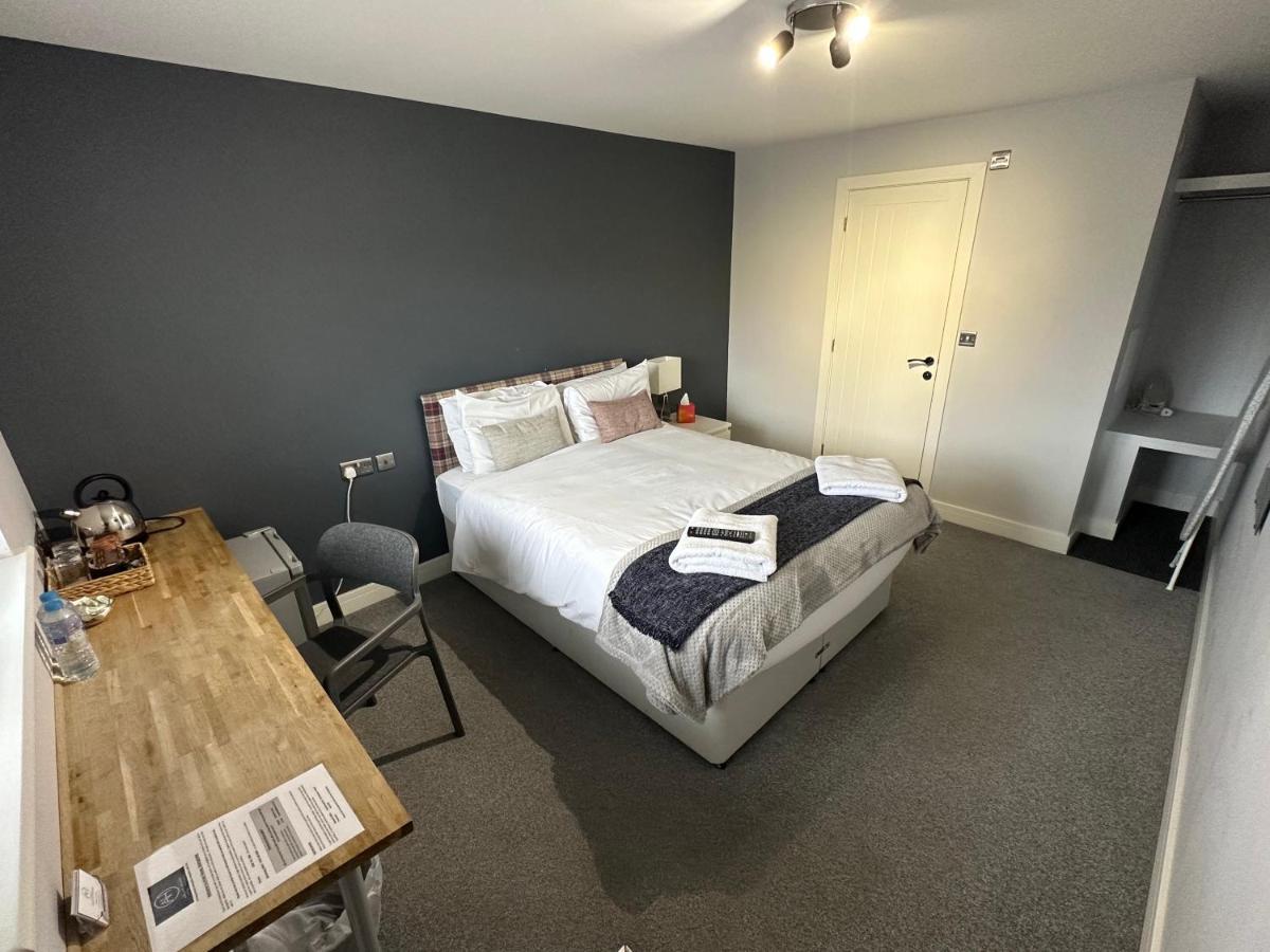 Arlan House, Central Basingstoke Hotel Екстериор снимка