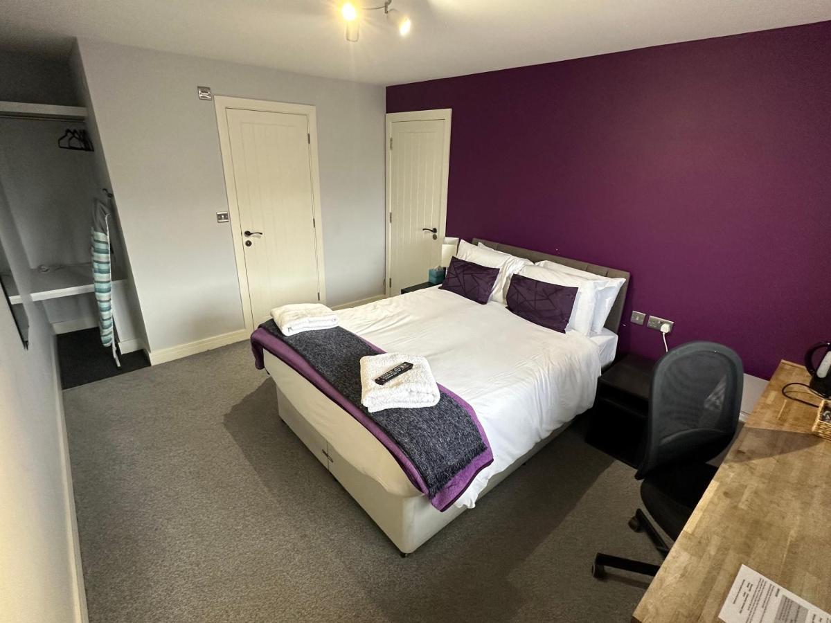 Arlan House, Central Basingstoke Hotel Екстериор снимка