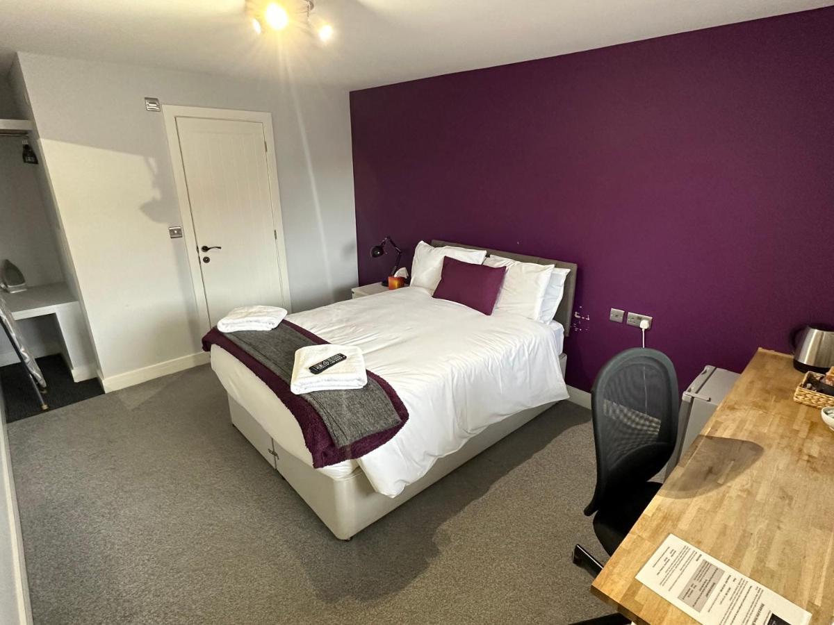 Arlan House, Central Basingstoke Hotel Екстериор снимка